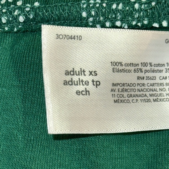 Carter’s Adult PJ Set St Patricks Day, 3 Leaf Clovers Shortsleeved Jogger Hem - Picture 5 of 8